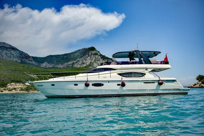 Antalya Yacht Rental 19m Ferretti 550